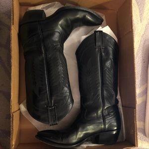 Black leather cowboy boots